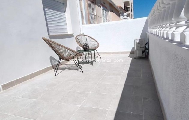 Reventa - Adosado - Torrevieja - Sector 25