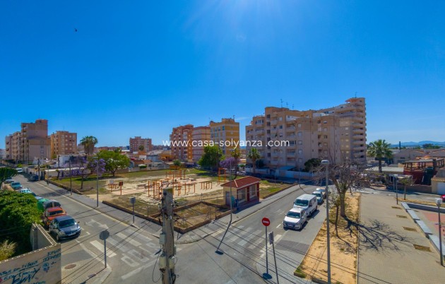 Reventa - Adosado - Torrevieja - Nueva Torrevieja