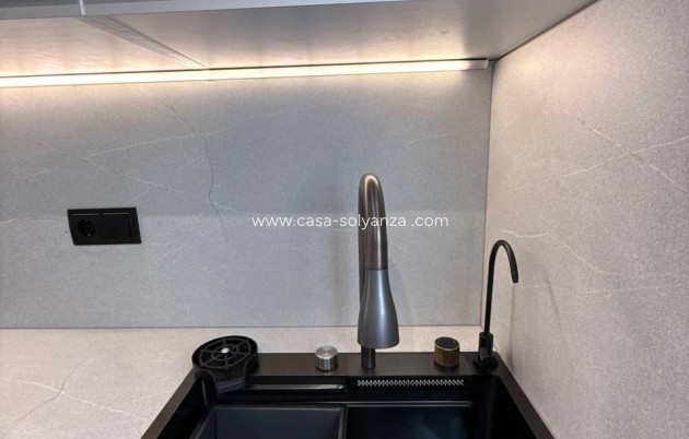 Resale - Apartment / flat - Torrevieja - Playa del Cura
