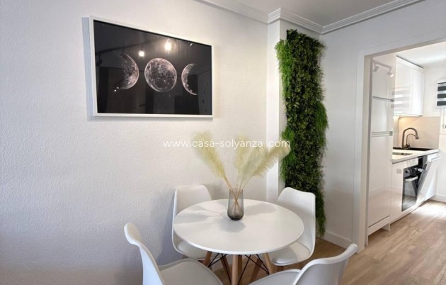 Resale - Apartment / flat - Torrevieja - Playa del Cura