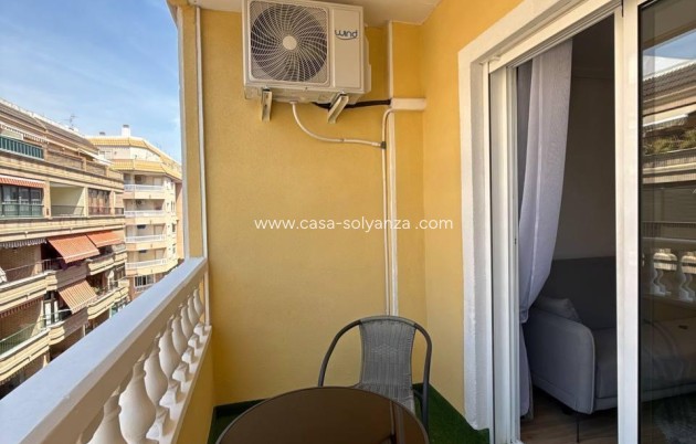Resale - Apartment / flat - Torrevieja - Playa del Cura