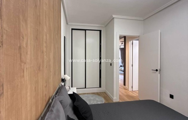Resale - Apartment / flat - Torrevieja - Playa del Cura