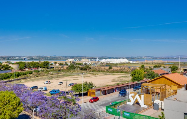 Resale - Apartment / flat - Torrevieja - Playa del Acequión