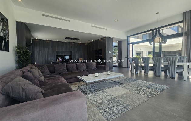 Wiederverkauf - Villa - Cabo Roig