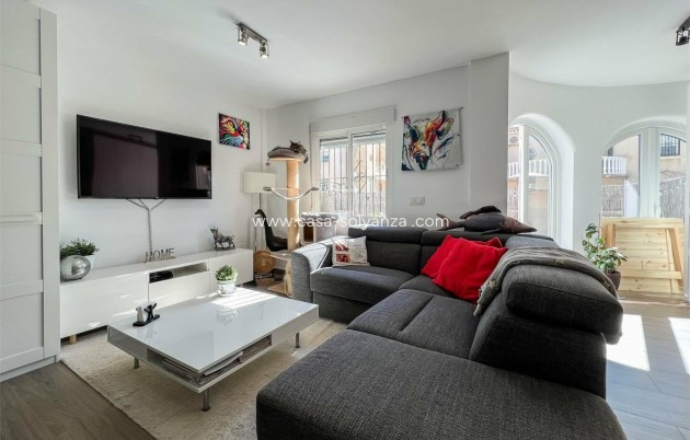 Reventa - Villa - Orihuela Costa - VILLAMARTÍN