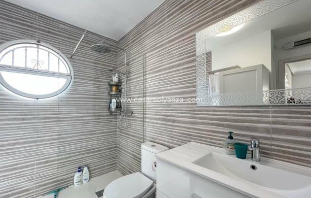 Reventa - Villa - Orihuela Costa - VILLAMARTÍN