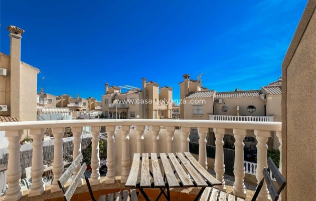 Reventa - Villa - Orihuela Costa - VILLAMARTÍN