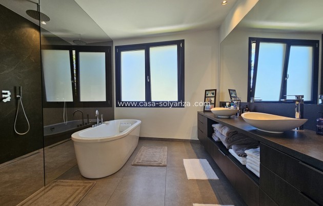 Wiederverkauf - Villa - Cabo Roig