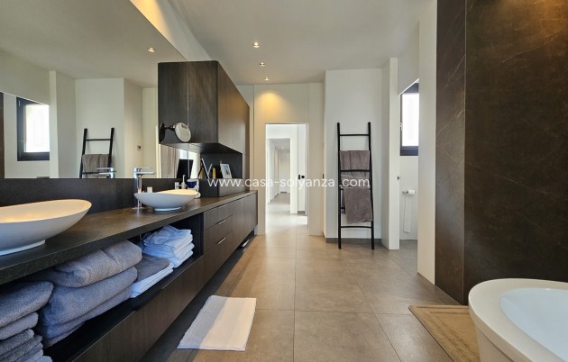 Wiederverkauf - Villa - Cabo Roig