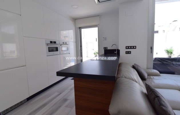 Reventa - Villa - Orihuela Costa - Lomas de Cabo Roig