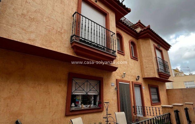 Reventa - Villa - Redován - PUEBLO