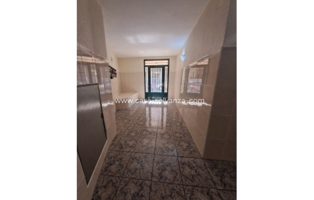 Resale - Apartment / flat - Torrevieja - Playa del Cura