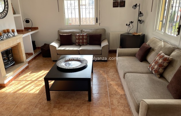Reventa - Villa - Camposol - Inland