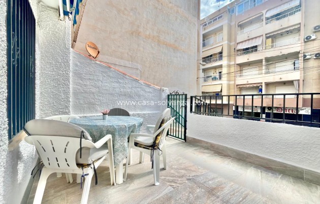 Resale - Apartment / flat - Torrevieja - Playa de los Locos