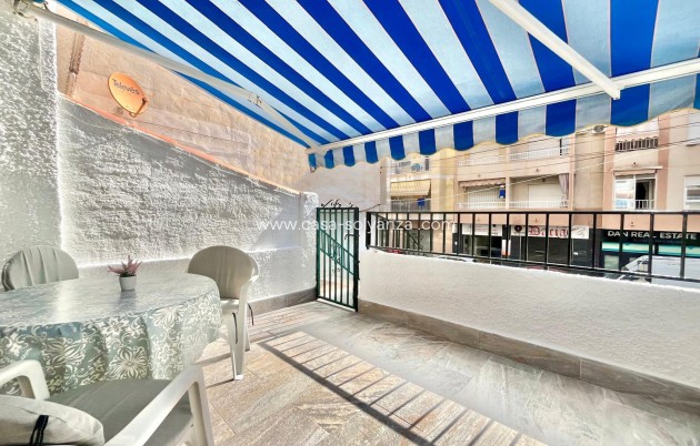 Resale - Apartment / flat - Torrevieja - Playa de los Locos