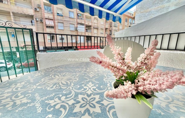 Resale - Apartment / flat - Torrevieja - Playa de los Locos