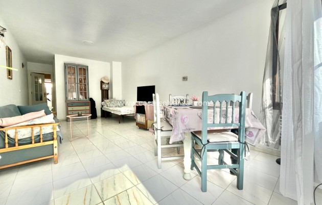 Resale - Apartment / flat - Torrevieja - Playa de los Locos