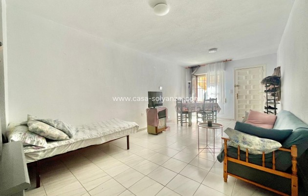 Resale - Apartment / flat - Torrevieja - Playa de los Locos