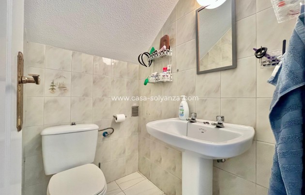 Resale - Apartment / flat - Torrevieja - Playa de los Locos