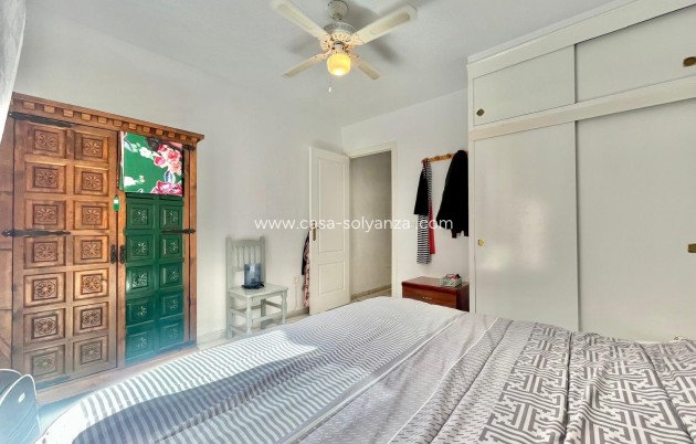 Resale - Apartment / flat - Torrevieja - Playa de los Locos