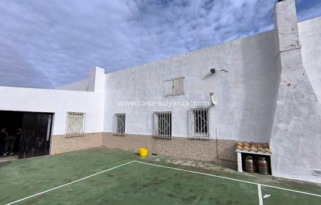 Reventa - Villa - Villena - Inland