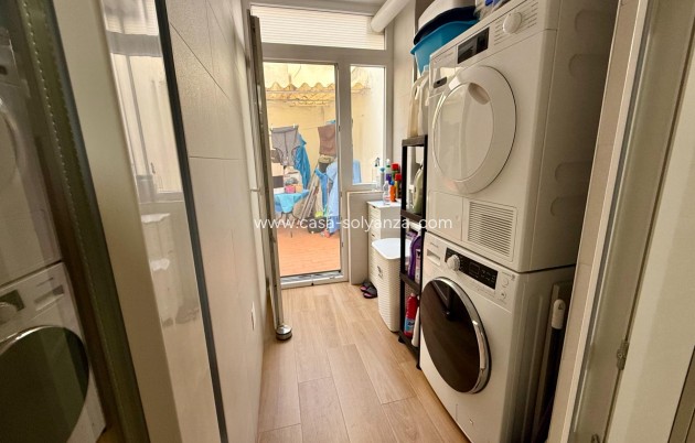Resale - Apartment / flat - Torrevieja - Center