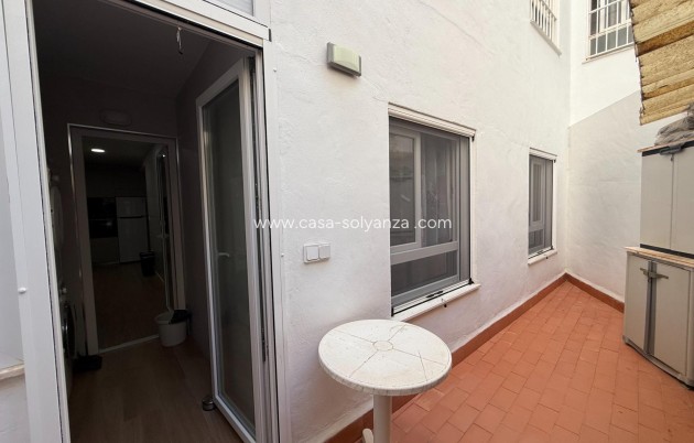 Resale - Apartment / flat - Torrevieja - Center