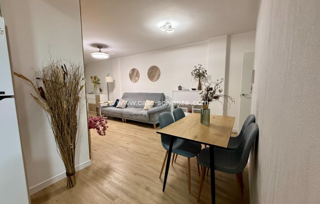 Resale - Apartment / flat - Torrevieja - Center