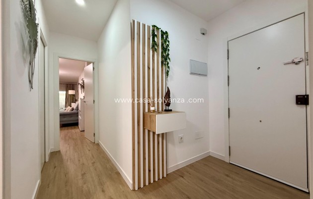 Resale - Apartment / flat - Torrevieja - Center