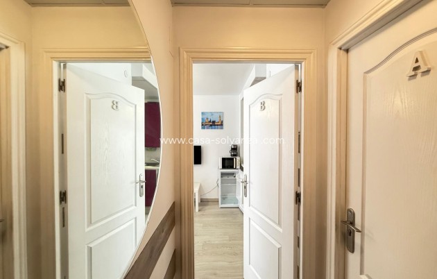 Resale - Apartment / flat - Torrevieja - Playa del Cura