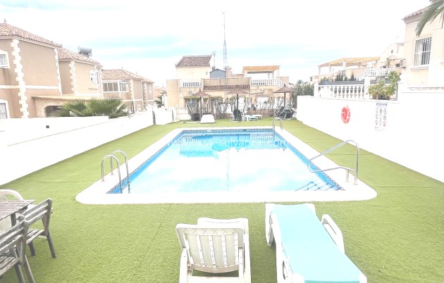 Reventa - Apartamento / piso - San Miguel de Salinas - Las Filipinas