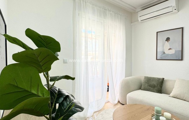 Herverkoop - Appartement / flat - Torrevieja