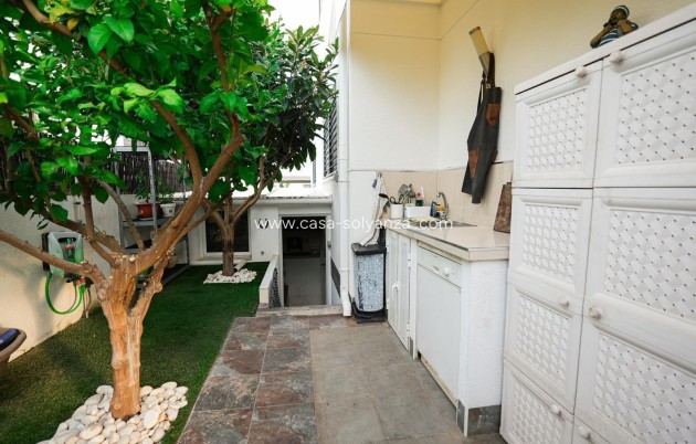 Reventa - Adosado - Torrevieja - Aguas nuevas