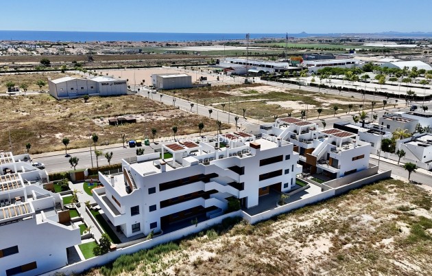 Resale - Apartment / flat - Pilar de la Horadada - Pilar de La Horadada