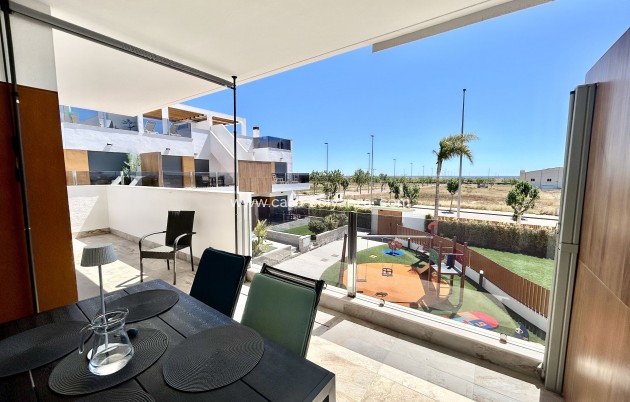 Resale - Apartment / flat - Pilar de la Horadada - Pilar de La Horadada
