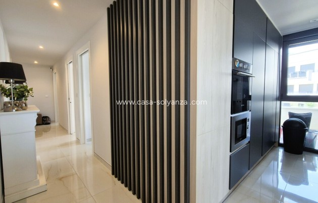 Reventa - Apartamento / piso - Playa Flamenca - Costa Blanca