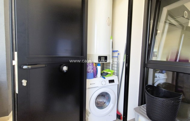 Reventa - Apartamento / piso - Playa Flamenca - Costa Blanca