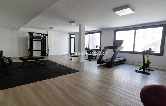 Reventa - Apartamento / piso - Playa Flamenca - Costa Blanca