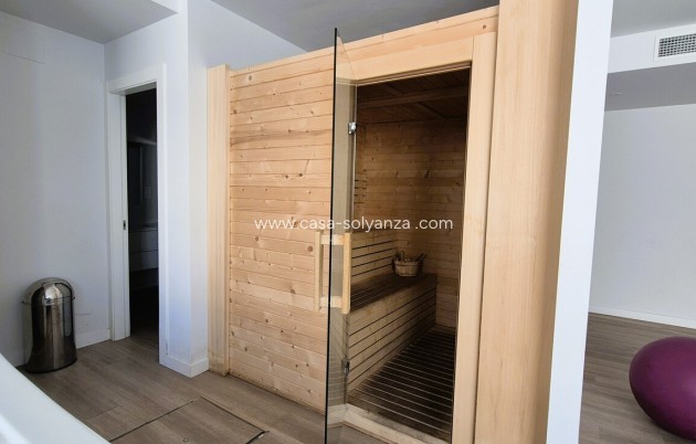 Reventa - Apartamento / piso - Playa Flamenca - Costa Blanca