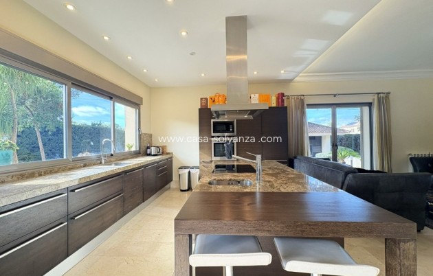 Herverkoop - Independent villa - Alcayna