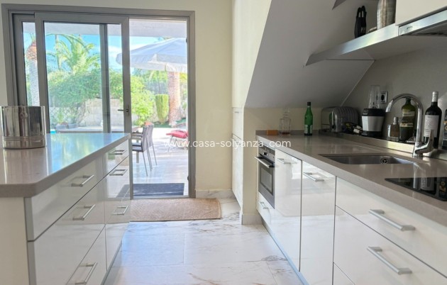 Herverkoop - Independent villa - Alcayna
