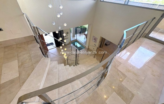 Herverkoop - Independent villa - Alcayna