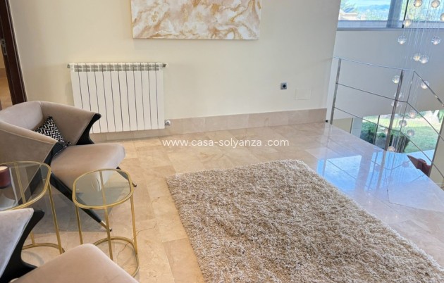 Herverkoop - Independent villa - Alcayna