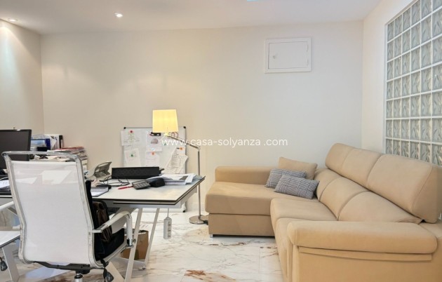 Herverkoop - Independent villa - Alcayna