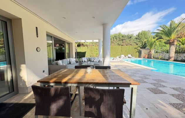 Herverkoop - Independent villa - Alcayna