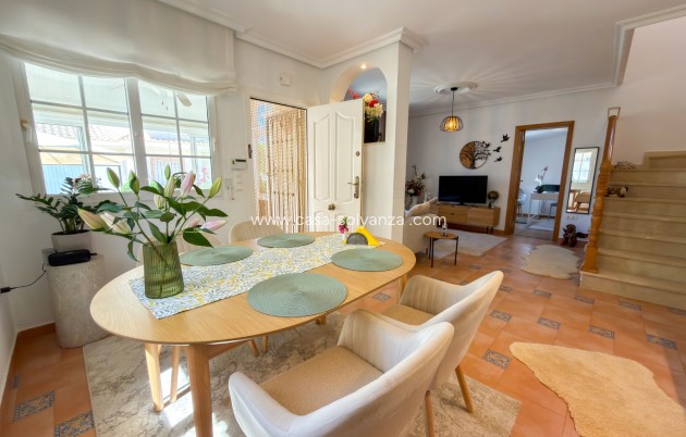Reventa - Villa - Orihuela Costa - Los Dolses