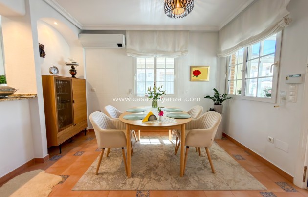 Reventa - Villa - Orihuela Costa - Los Dolses