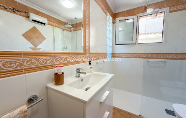 Reventa - Villa - Orihuela Costa - Los Dolses