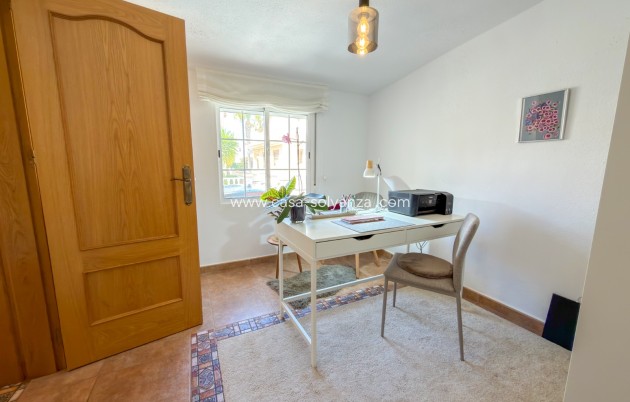 Reventa - Villa - Orihuela Costa - Los Dolses