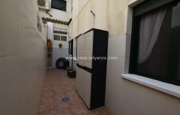 Resale - Apartment / flat - Daya Vieja - Costa Blanca